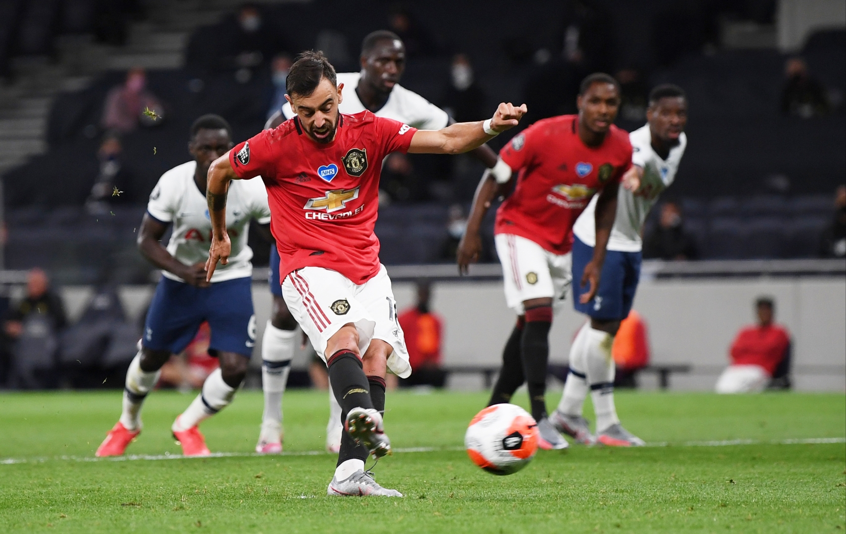 kaiyuan gaming关于国际比赛日英超焦点战，波尔图远射贴柱，引发热议，纪律约束更严格的信息