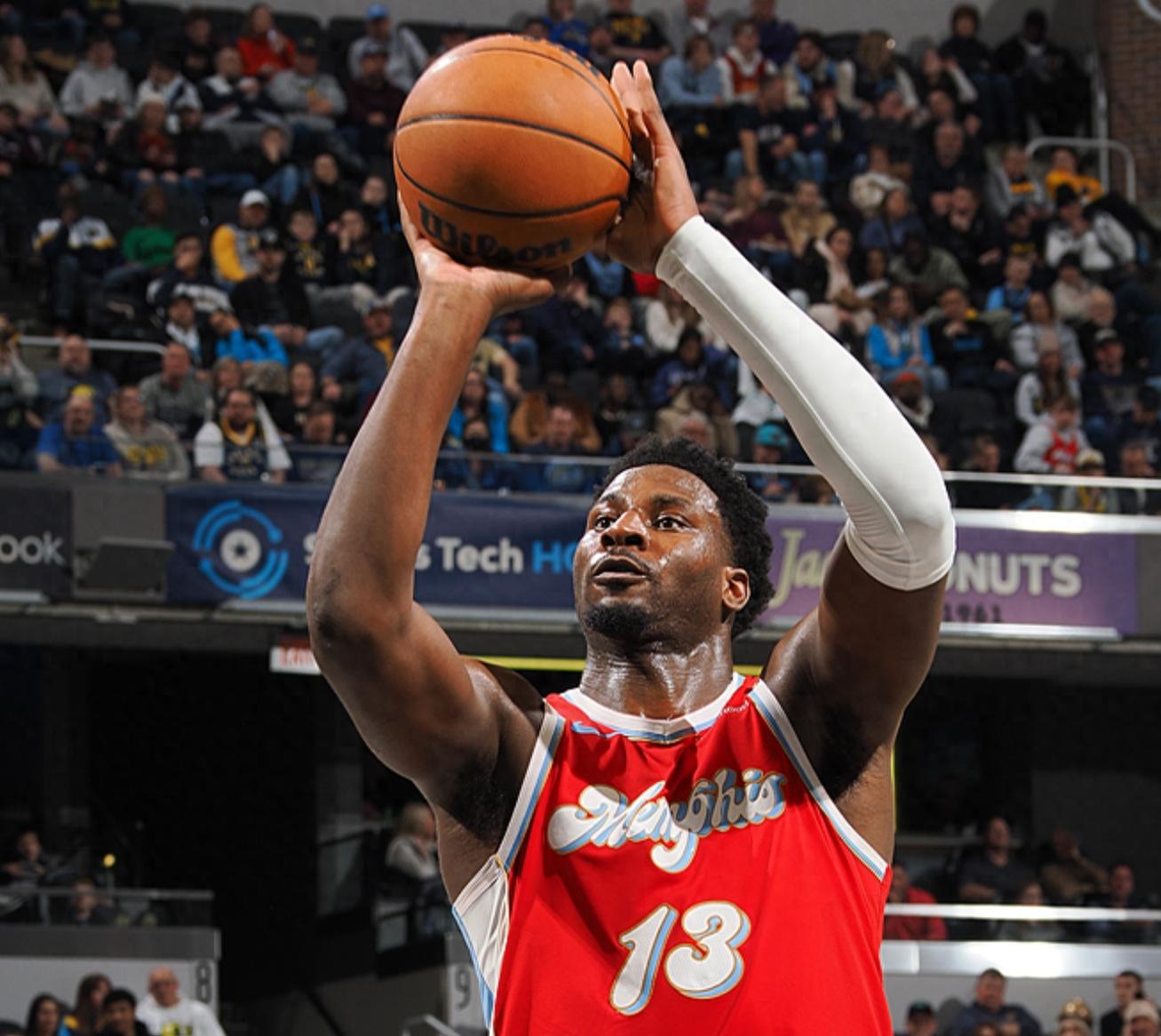 国际比赛日体能课后；印第安纳步行者防线松动备战德甲；信心回归；赛程密集仍需轮换的简单介绍